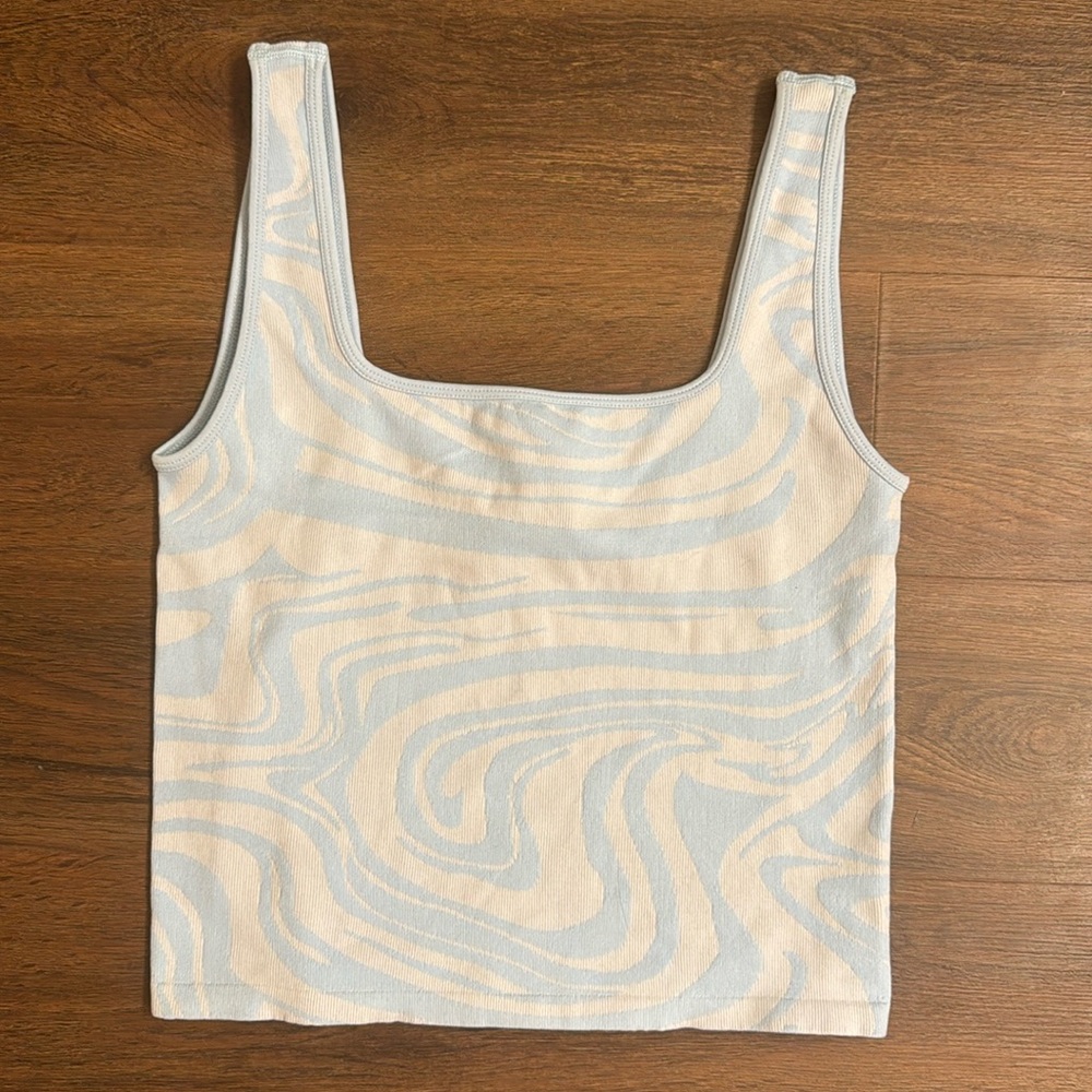 *NWOT* Cropped Hollister Tank Top